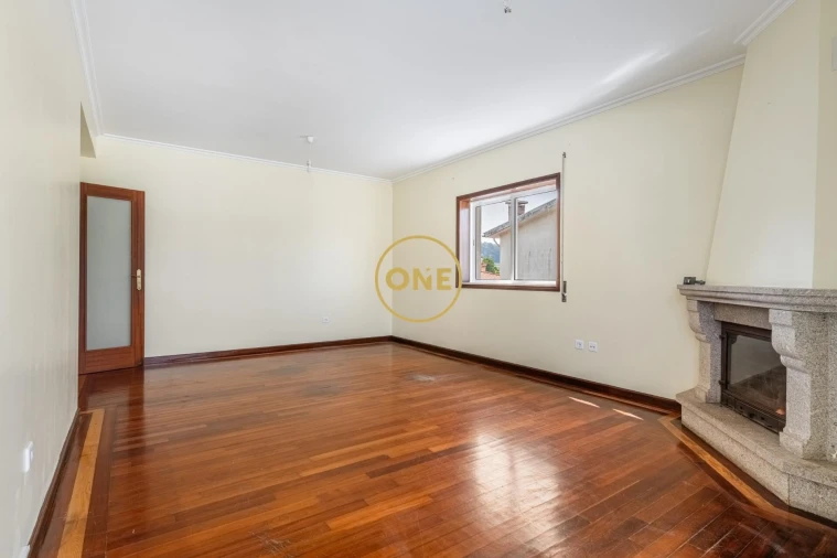 Apartamento T3 para Venda em Gondifelos, Cavalões e Outiz Foto 10