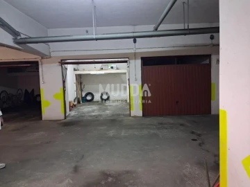 Garagem para Venda em Caldas da Rainha - Santo Onofre e Serra do Bouro