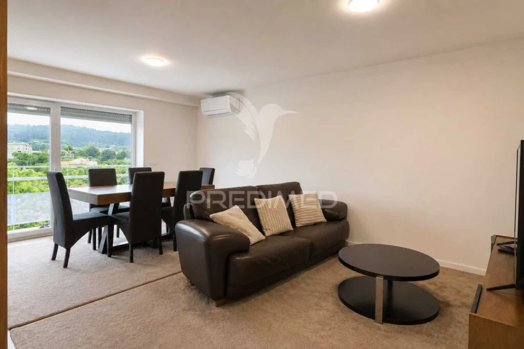 Apartamento T3 para Venda em Vila Verde e Barbudo Foto 6