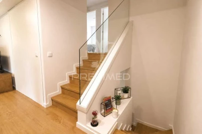 Apartamento T3 para Venda em Vila Verde e Barbudo