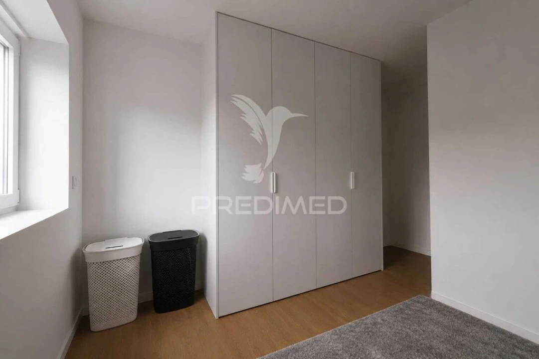 Apartamento T3 para Venda em Vila Verde e Barbudo Foto 17