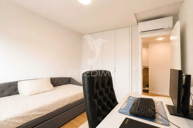 Apartamento T3 para Venda em Vila Verde e Barbudo Foto 16