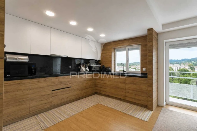 Apartamento T3 para Venda em Vila Verde e Barbudo