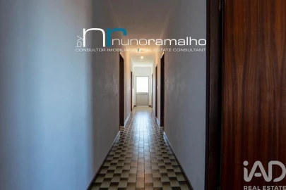 Moradia T5 para Venda em Vascoveiro