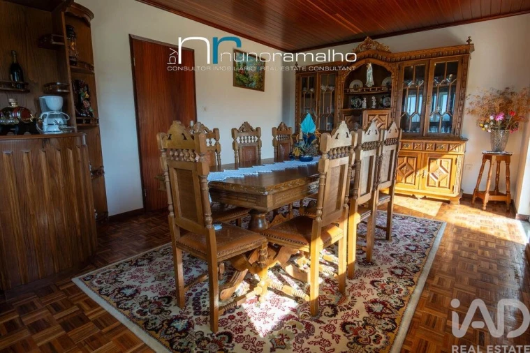 Moradia T5 para Venda em Vascoveiro Foto 10