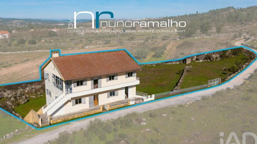Moradia T5 para Venda em Vascoveiro