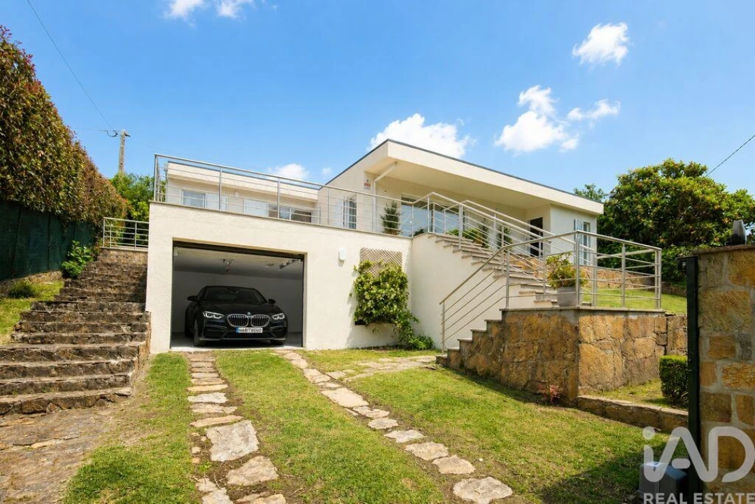 Moradia T3 para Venda em Sopo Foto 3