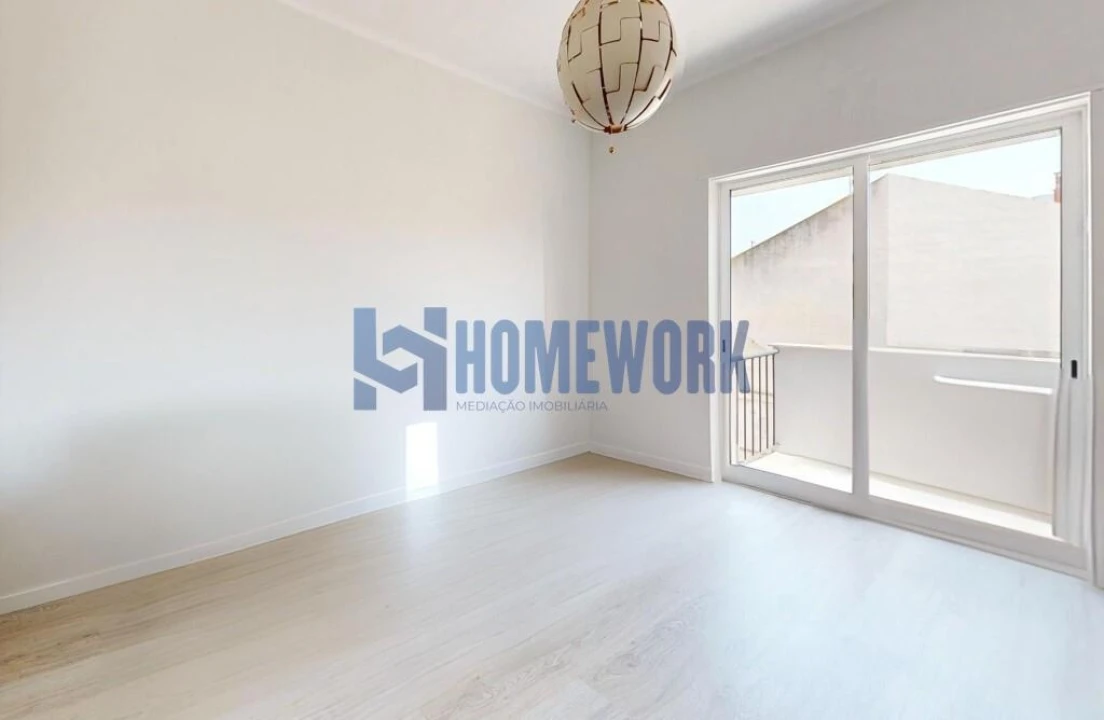 Apartamento T1 para Venda em Alto do Seixalinho, Santo André e Verderena Foto 30