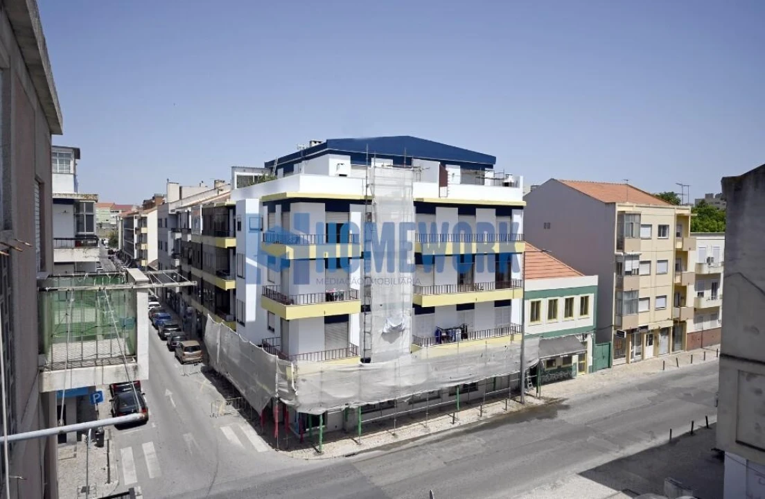 Apartamento T1 para Venda em Alto do Seixalinho, Santo André e Verderena Foto 5