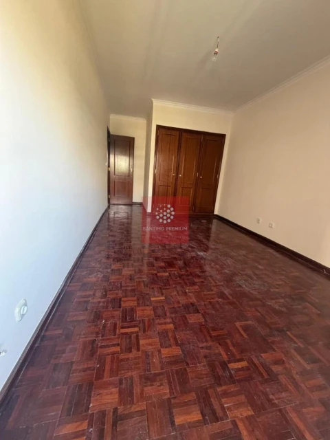 Apartamento T2 para Venda em Algueirão-Mem Martins