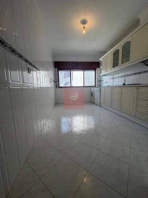Apartamento T2 para Venda em Algueirão-Mem Martins