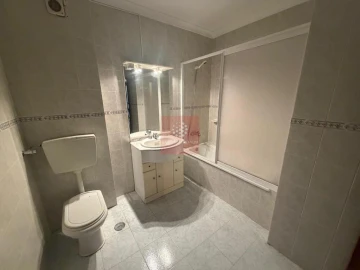Apartamento T2 para Venda em Algueirão-Mem Martins