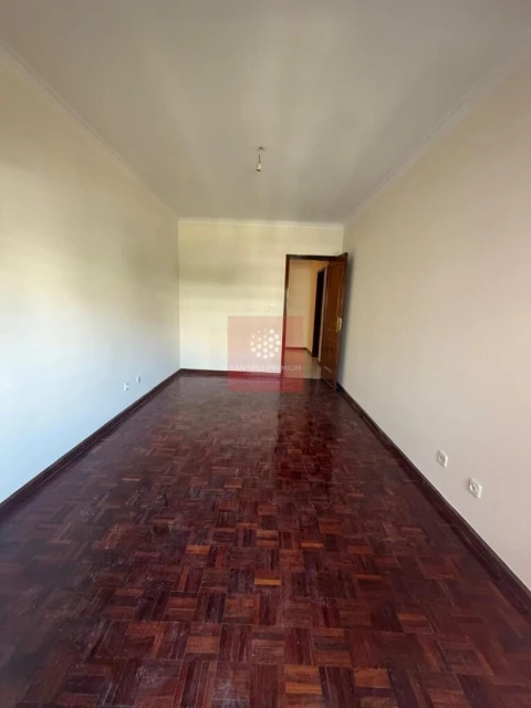 Apartamento T2 para Venda em Algueirão-Mem Martins