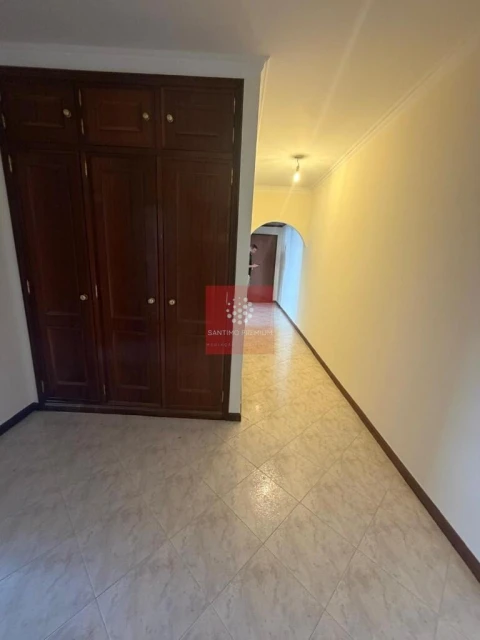 Apartamento T2 para Venda em Algueirão-Mem Martins