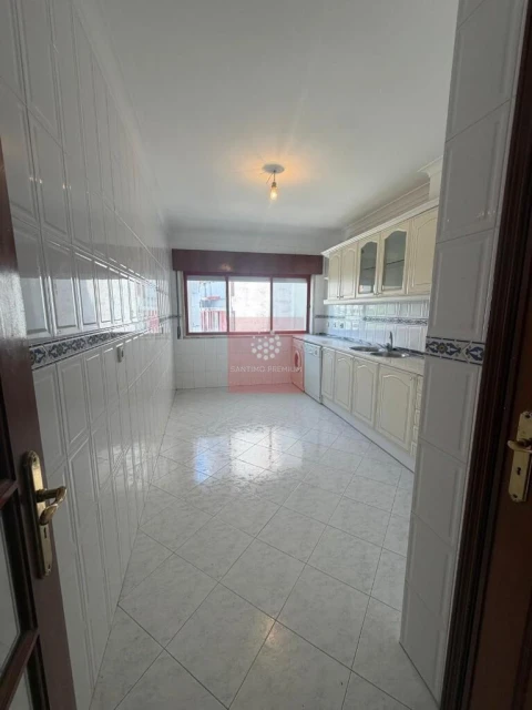 Apartamento T2 para Venda em Algueirão-Mem Martins