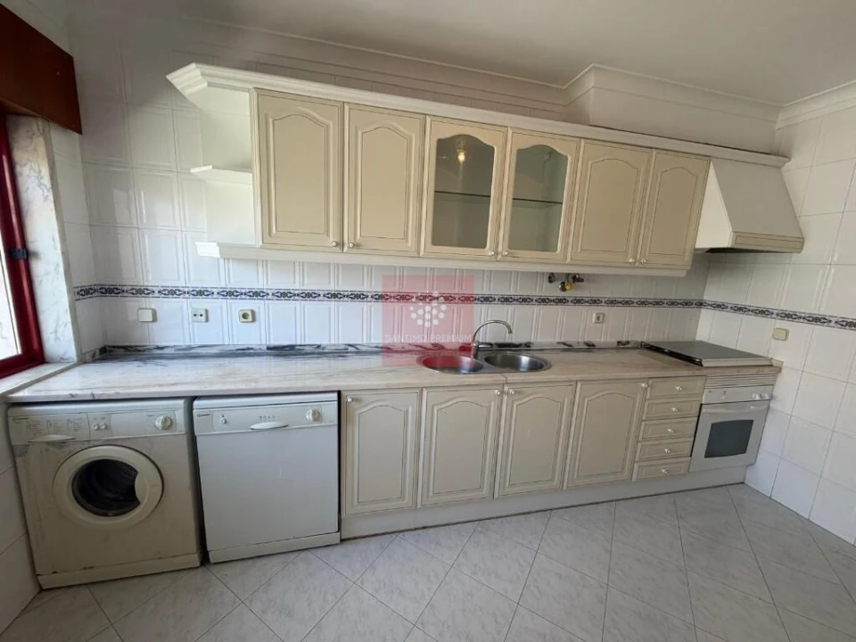 Apartamento T2 para Venda em Algueirão-Mem Martins Foto 21