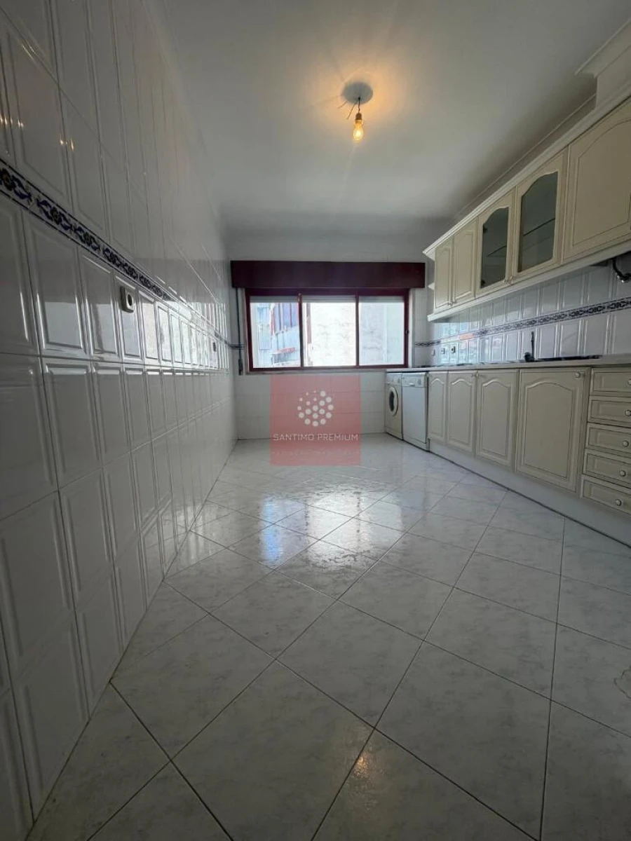Apartamento T2 para Venda em Algueirão-Mem Martins Foto 5