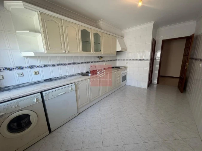 Apartamento T2 para Venda em Algueirão-Mem Martins Foto 15