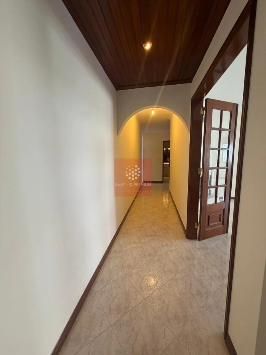Apartamento T2 para Venda em Algueirão-Mem Martins Foto 24