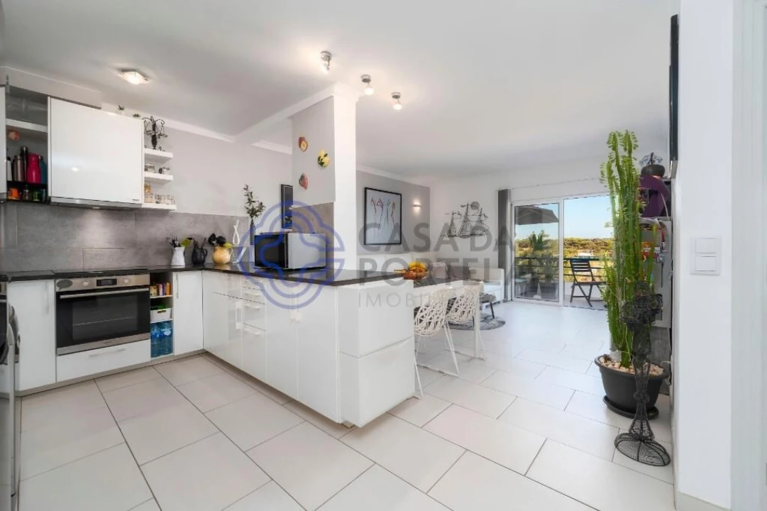 Apartamento T1 para Venda em Quarteira Foto 12