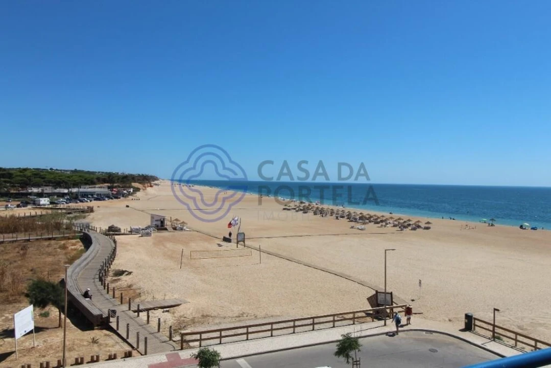 Apartamento T1 para Venda em Quarteira Foto 1