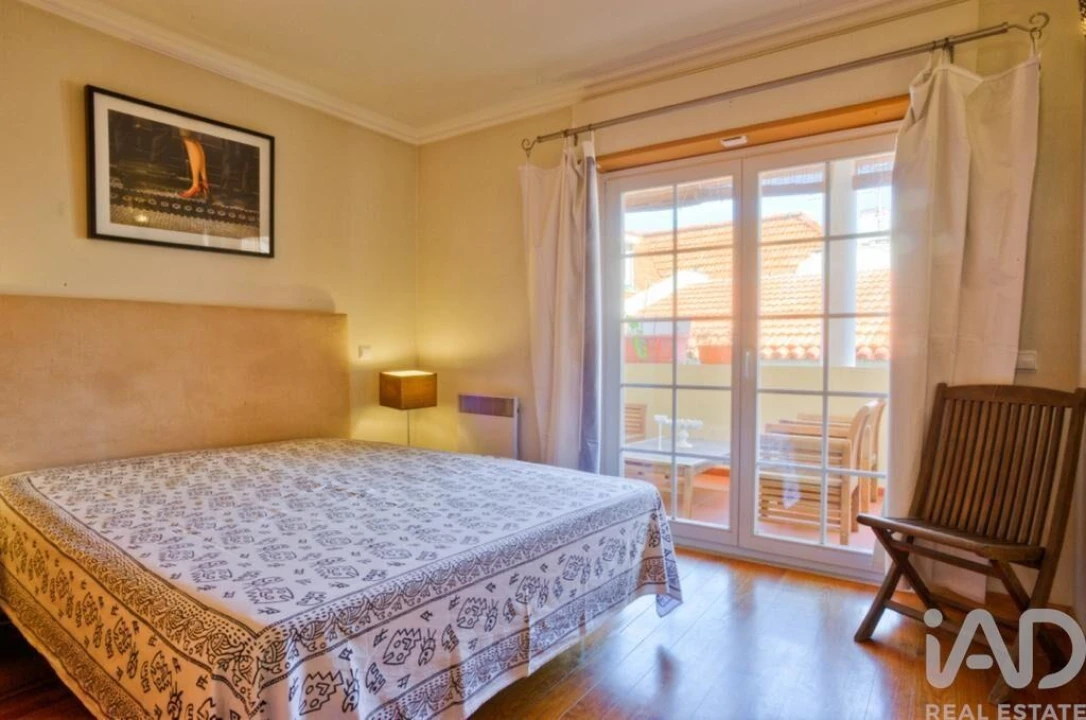 Apartamento T2 para Venda em Cascais e Estoril Foto 2