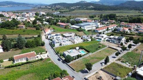 Moradia T3 para Venda em Caminha (Matriz) e Vilarelho