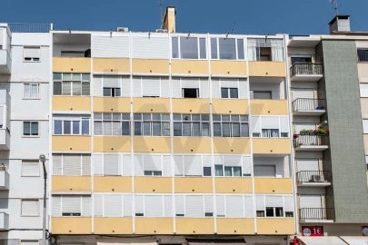 Apartamento T2 para Venda em Benfica