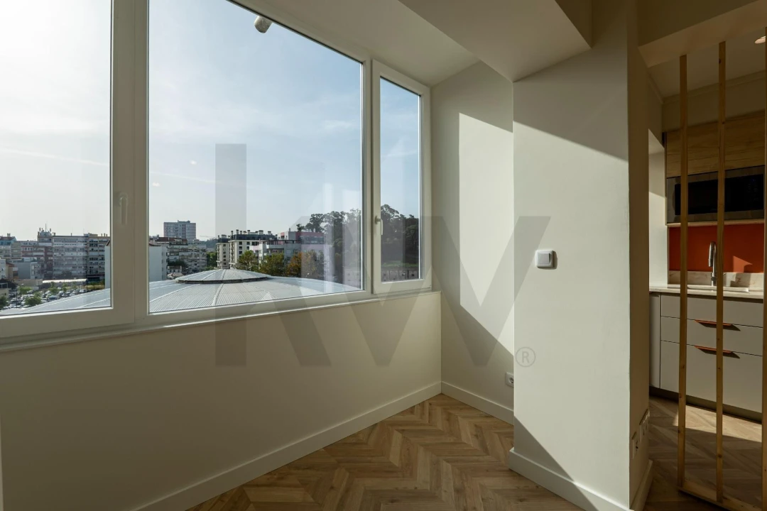 Apartamento T2 para Venda em Benfica Foto 4