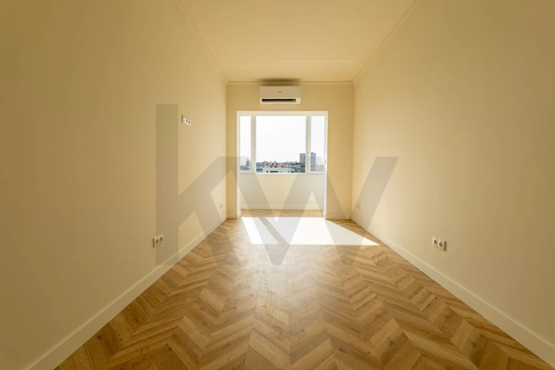 Apartamento T2 para Venda em Benfica Foto 19
