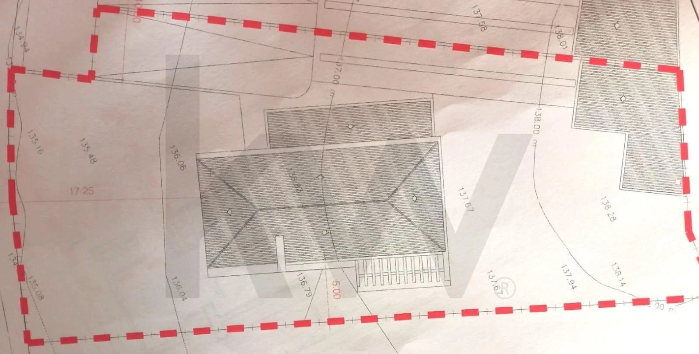 Moradia T4 para Venda em Santo Isidoro Planta 2