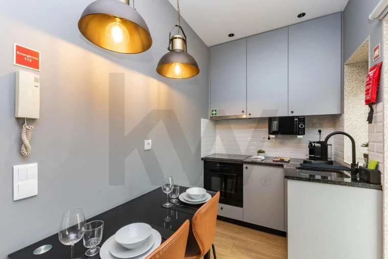 Apartamento para Venda em Cedofeita, Santo Ildefonso, Sé, Miragaia, São Nicolau e Vitória Foto 2