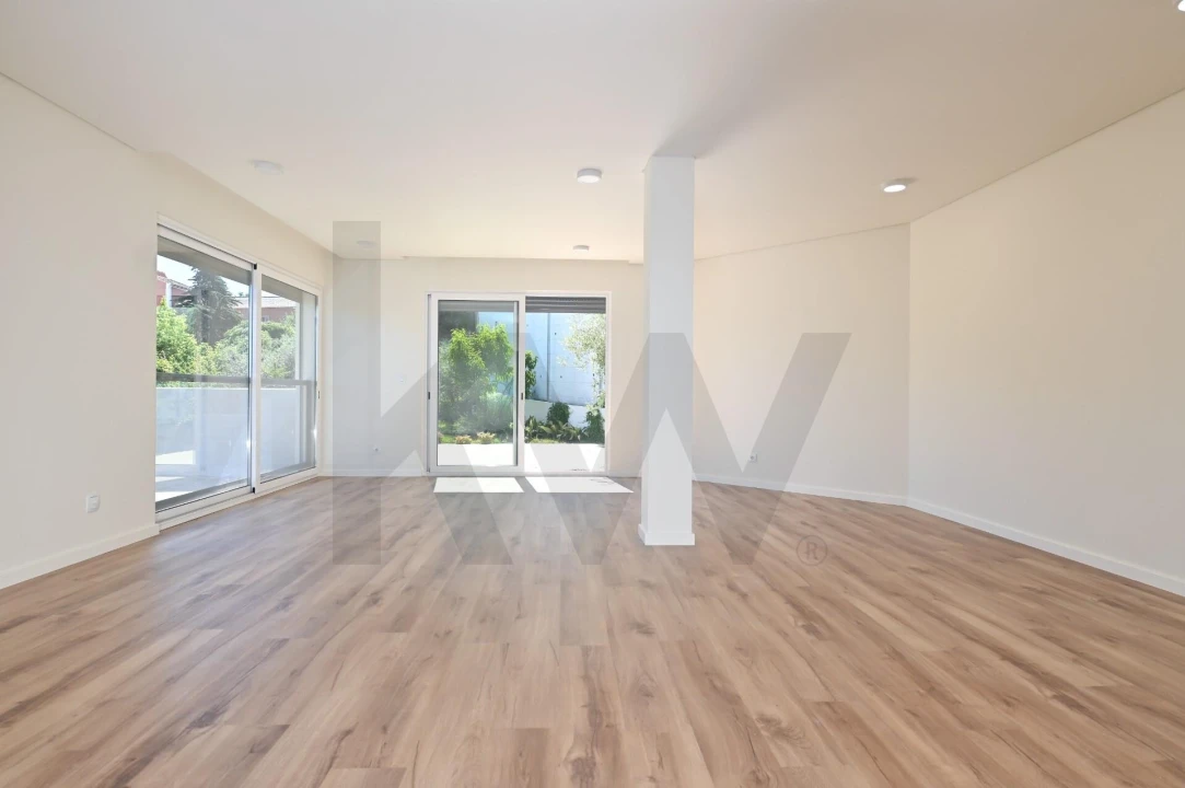Apartamento T3 para Venda em Santa Clara Foto 3