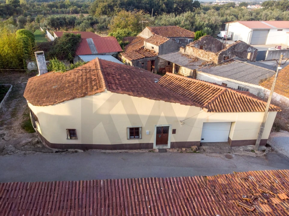 Moradia T3 para Venda em Chão de Couce Foto 33