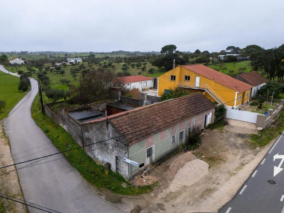 Moradia T3 para Venda em Azoia de Cima e Tremês Foto 6