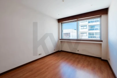 Apartamento T4 para Arrendamento em Ovar, São João, Arada e São Vicente de Pereira Jusã