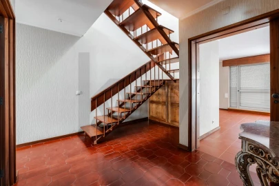 Apartamento T4 para Arrendamento em Ovar, São João, Arada e São Vicente de Pereira Jusã