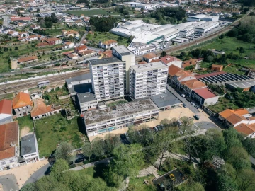 Apartamento T4 para Arrendamento em Ovar, São João, Arada e São Vicente de Pereira Jusã