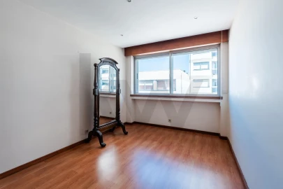 Apartamento T4 para Arrendamento em Ovar, São João, Arada e São Vicente de Pereira Jusã