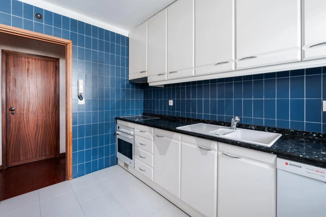 Apartamento T4 para Arrendamento em Ovar, São João, Arada e São Vicente de Pereira Jusã Foto 8