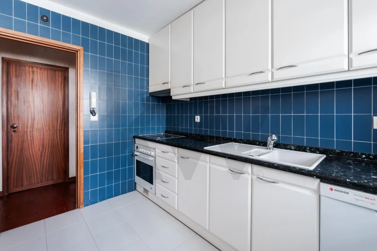 Apartamento T4 para Arrendamento em Ovar, São João, Arada e São Vicente de Pereira Jusã Foto 8