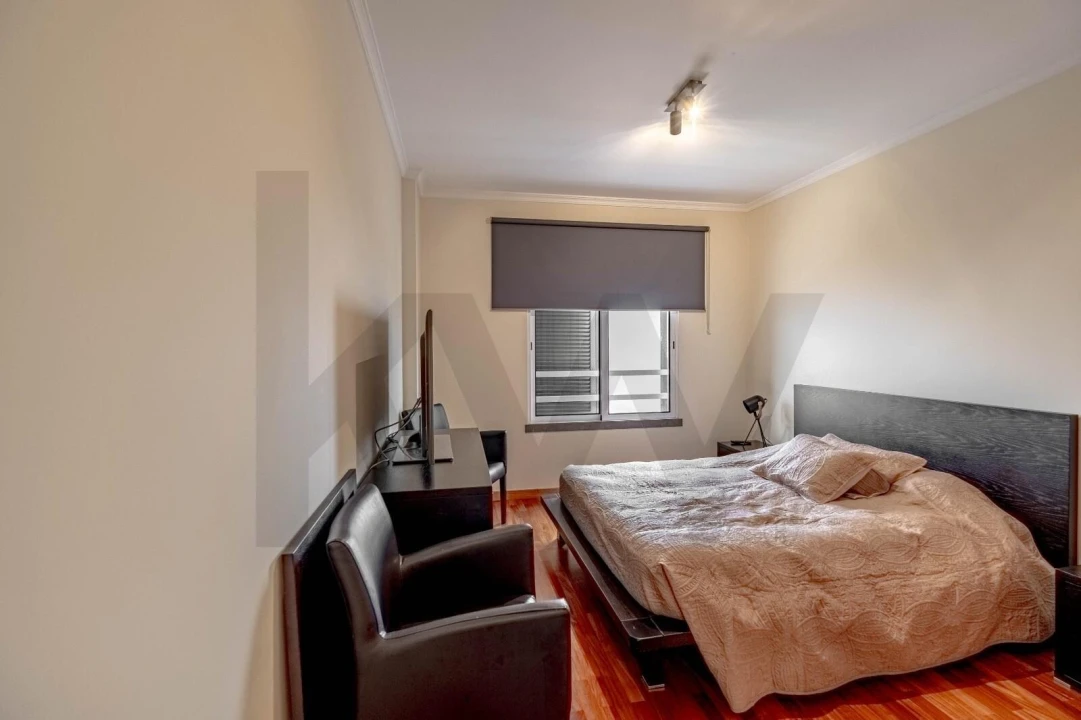 Apartamento T2 para Arrendamento em Caniço Foto 5