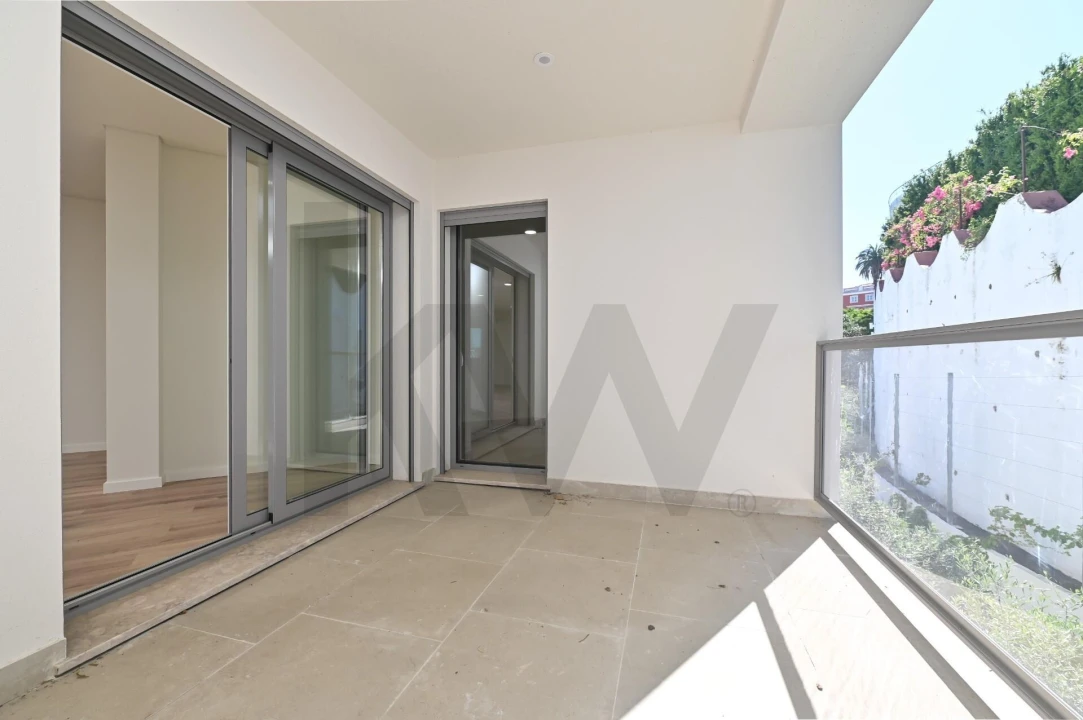 Apartamento T3 para Venda em Santa Clara Foto 2