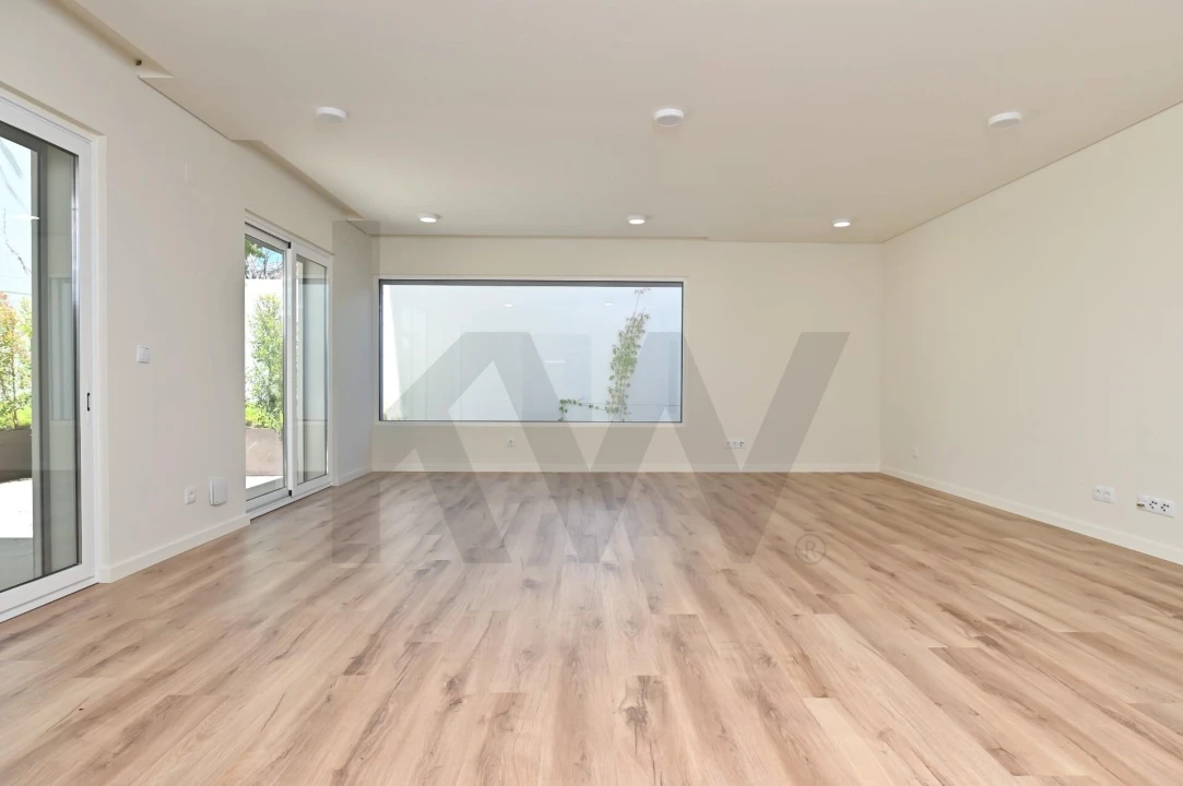 Apartamento T2 para Venda em Santa Clara Foto 5