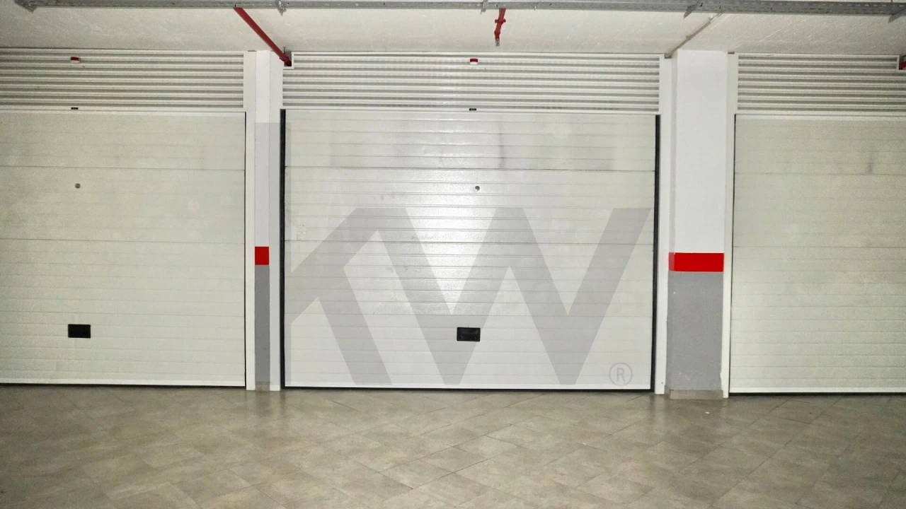 Apartamento T3 para Venda em Santo António dos Cavaleiros e Frielas Foto 41