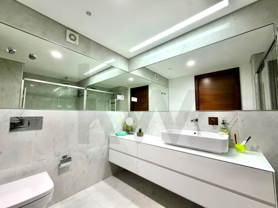 Apartamento T3 para Venda em Santo António dos Cavaleiros e Frielas Foto 24