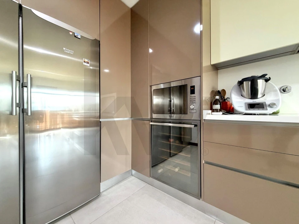 Apartamento T3 para Venda em Santo António dos Cavaleiros e Frielas Foto 33