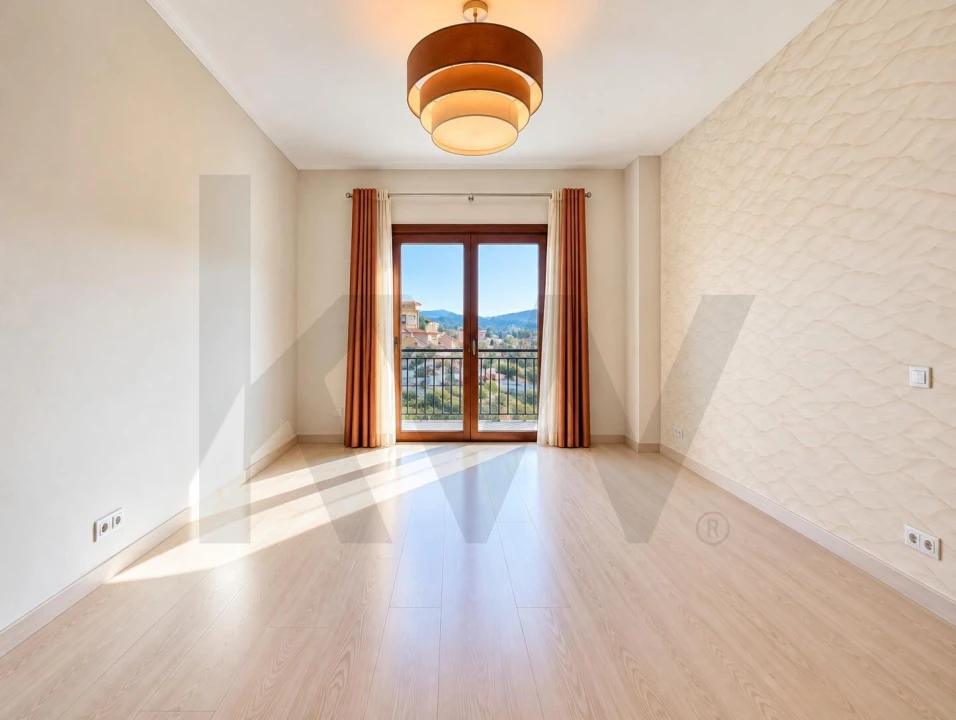 Apartamento T3 para Venda em Santo António dos Cavaleiros e Frielas Foto 22