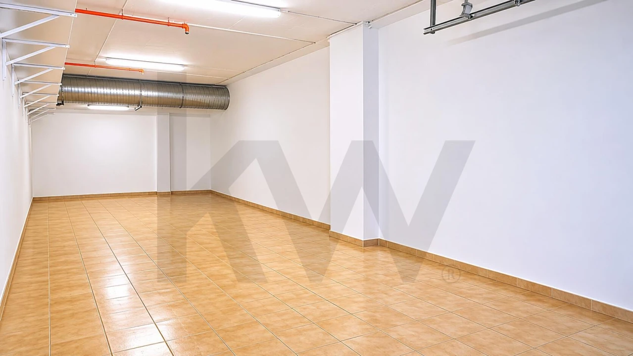 Apartamento T3 para Venda em Santo António dos Cavaleiros e Frielas Foto 42