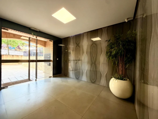 Apartamento T3 para Venda em Santo António dos Cavaleiros e Frielas Foto 6